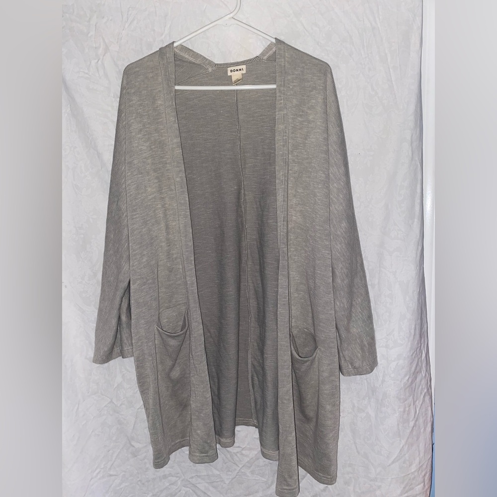 DONNI. Women’s cardigan sweater